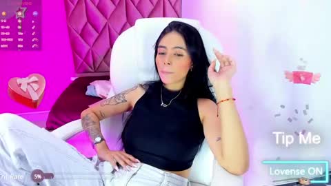 Snapshot of katia_sex25 chatting on 02-27-25, 10:42 Katia online show from 02-27-25, 10:42