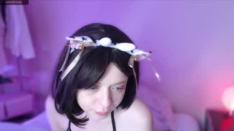 Snapshot of katie_deville chatting on 04-27-26, 12:19 Katie Deville online show from 04-27-26, 12:19