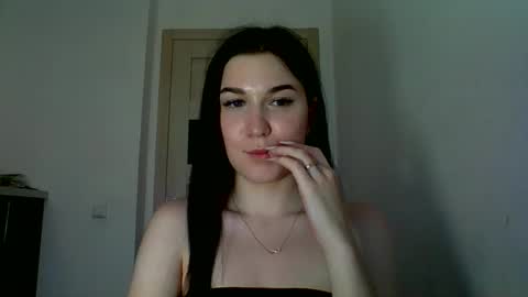 Snapshot of katie_foxi chatting on 06-05-26, 05:18 katie_foxi online show from 06-05-26, 05:18