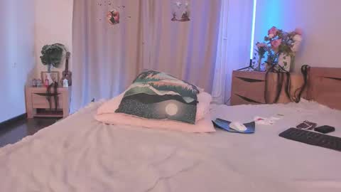 Kate online show from 10-27-25, 07:56