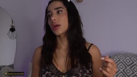 Katie online show from 09-23-25, 11:02