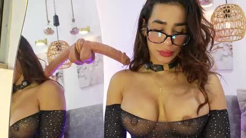 Katie online show from 05-15-26, 10:22