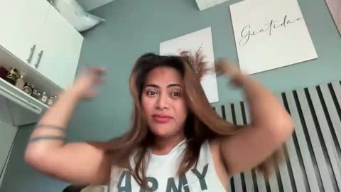 katiefrox  online show from 10-30-25, 01:51