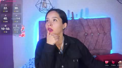 Snapshot of katiie_m chatting on 02-05-26, 11:04 Katie online show from 02-05-26, 11:04