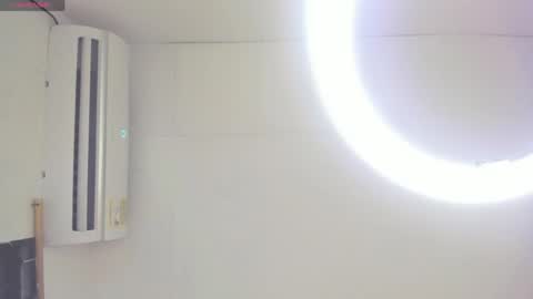 Snapshot of katitaluxury_hot chatting on 05-20-26, 01:01 katitaluxury_hot online show from 05-20-26, 01:01