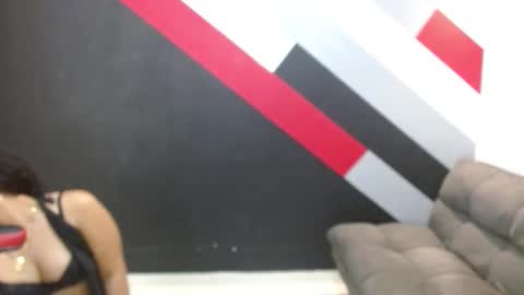 Katiuska online show from 12-13-25, 07:53