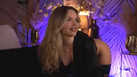 Snapshot of katjolie chatting on 02-09-26, 07:40 KatJolie online show from 02-09-26, 07:40