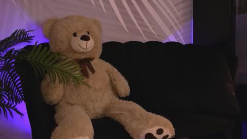 Snapshot of katjolie chatting on 02-20-26, 08:42 KatJolie online show from 02-20-26, 08:42