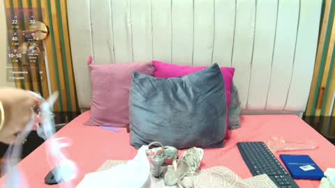 Snapshot of katlyn_martins chatting on 01-17-25, 10:12 K A T L Y N online show from 01-17-25, 10:12