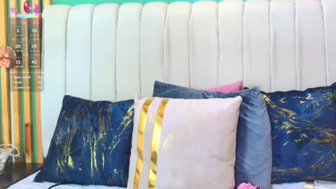 Snapshot of katlyn_martins chatting on 02-25-25, 01:20 K A T L Y N online show from 02-25-25, 01:20