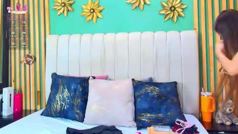 Snapshot of katlyn_martins chatting on 03-01-25, 06:32 K A T L Y N online show from 03-01-25, 06:32