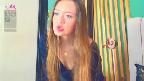 Snapshot of katlyn_martins chatting on 03-04-25, 07:32 K A T L Y N online show from 03-04-25, 07:32
