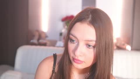 Snapshot of katlyn_martins chatting on 07-18-26, 06:23 K A T L Y N online show from 07-18-26, 06:23