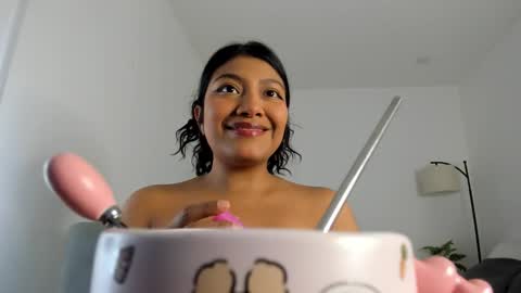 Follow me on instagram and twitter as correaktnees online show from 10-22-25, 06:57