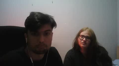 EMO online show from 04-11-26, 09:30