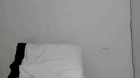 Snapshot of katrhin_66 chatting on 02-01-25, 01:12 Kathrin online show from 02-01-25, 01:12