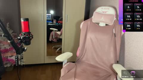   naked in pvt show 100 tk online show from 01-26-25, 07:31