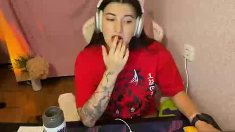   naked in pvt show 100 tk online show from 12-03-25, 07:01