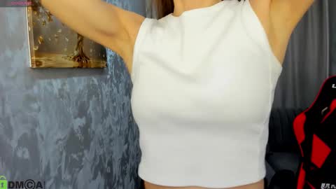 Snapshot of katrina_foks chatting on 11-25-25, 01:38 katrina_foks online show from 11-25-25, 01:38