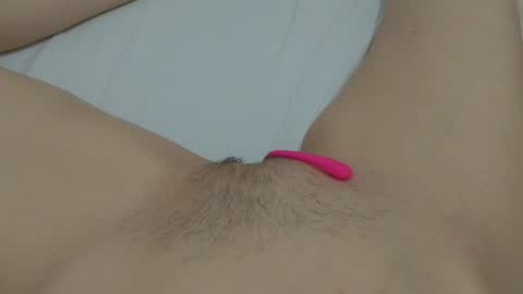 katrina  dont forget to give me thumbs up online show from 01-11-25, 11:24