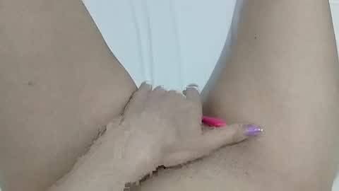 katrina  dont forget to give me thumbs up online show from 12-15-25, 06:56