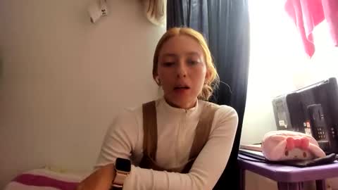 Katrin  online show from 04-12-26, 06:13