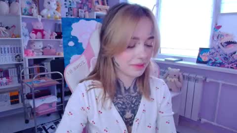 Katrin online show from 10-01-25, 01:17