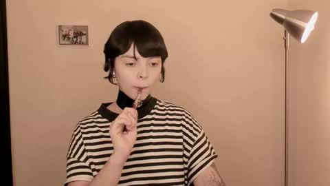 Snapshot of katsurotaro chatting on 01-06-26, 10:12 katsuro online show from 01-06-26, 10:12