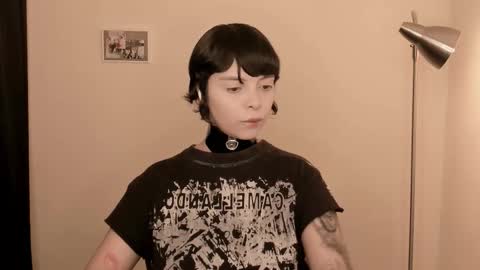 Snapshot of katsurotaro chatting on 01-07-26, 08:44 katsuro online show from 01-07-26, 08:44