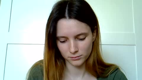 Snapshot of katte_light chatting on 06-18-26, 03:49 katte light online show from 06-18-26, 03:49