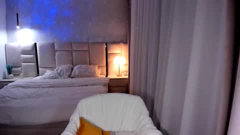 Snapshot of kattelovelyy chatting on 03-05-25, 11:05 GoddessKateline online show from 03-05-25, 11:05