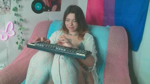 Snapshot of kattixo chatting on 05-15-26, 02:46 Katti online show from 05-15-26, 02:46