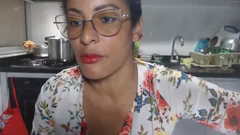 KattleyaGrey online show from 10-22-25, 08:19