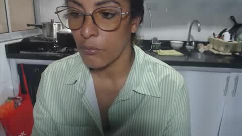 KattleyaGrey online show from 11-01-25, 07:38