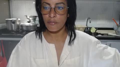 KattleyaGrey online show from 11-20-25, 08:52