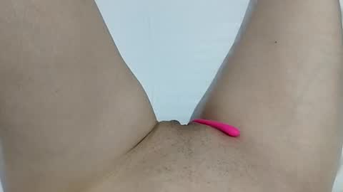 Snapshot of kattrinah_nikitta chatting on 11-18-25, 04:22 nikitta online show from 11-18-25, 04:22