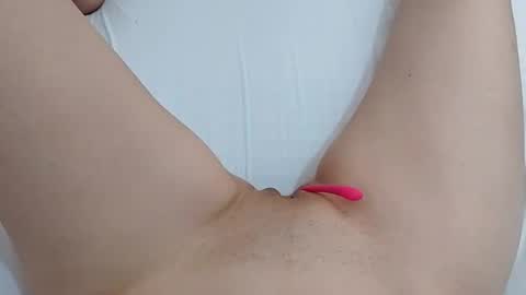 Snapshot of kattrinah_nikitta chatting on 11-20-25, 01:22 nikitta online show from 11-20-25, 01:22