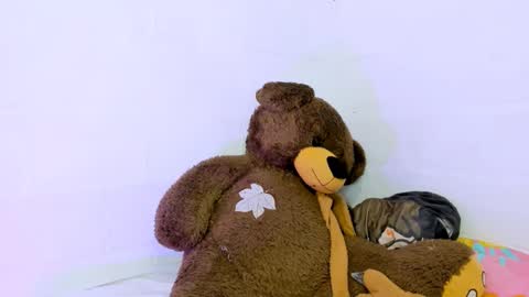 Snapshot of katty_mcry chatting on 01-19-25, 08:50 katty online show from 01-19-25, 08:50