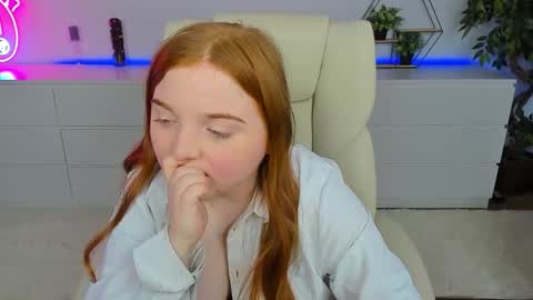 Snapshot of katty_rose8 chatting on 09-10-25, 04:18 Katty online show from 09-10-25, 04:18