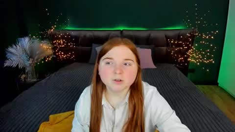 Snapshot of katty_rose8 chatting on 09-21-25, 12:07 Katty online show from 09-21-25, 12:07