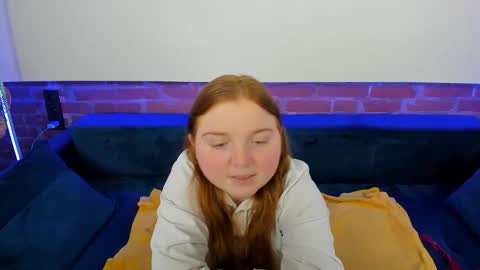 Snapshot of katty_rose8 chatting on 10-07-25, 07:00 Katty online show from 10-07-25, 07:00