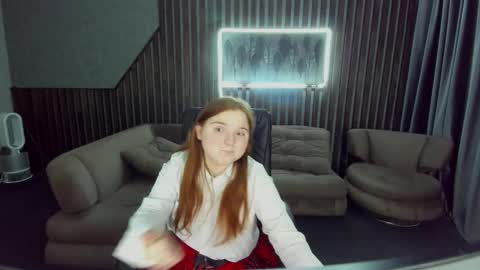 Snapshot of katty_rose8 chatting on 10-22-25, 05:30 Katty online show from 10-22-25, 05:30