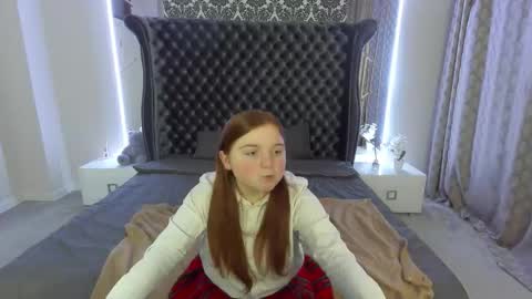 Snapshot of katty_rose8 chatting on 10-24-25, 04:58 Katty online show from 10-24-25, 04:58