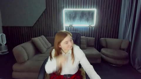 Snapshot of katty_rose8 chatting on 10-26-25, 06:30 Katty online show from 10-26-25, 06:30