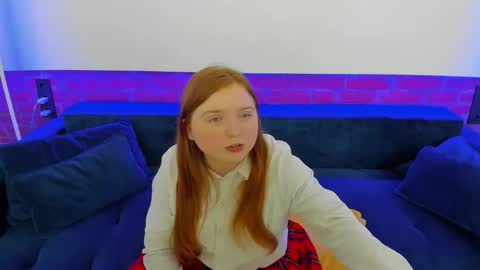 Snapshot of katty_rose8 chatting on 11-12-25, 07:13 Katty online show from 11-12-25, 07:13