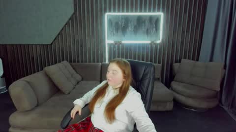 Snapshot of katty_rose8 chatting on 11-13-25, 06:29 Katty online show from 11-13-25, 06:29