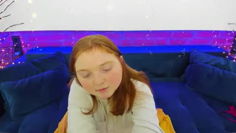 Snapshot of katty_rose8 chatting on 12-05-25, 07:54 Katty online show from 12-05-25, 07:54