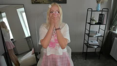 Katty online show from 04-14-26, 08:42