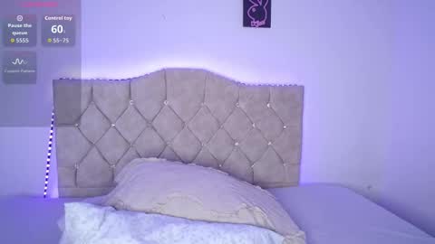 katty peach  online show from 10-11-25, 11:58