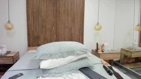 katuff online show from 09-14-25, 02:44